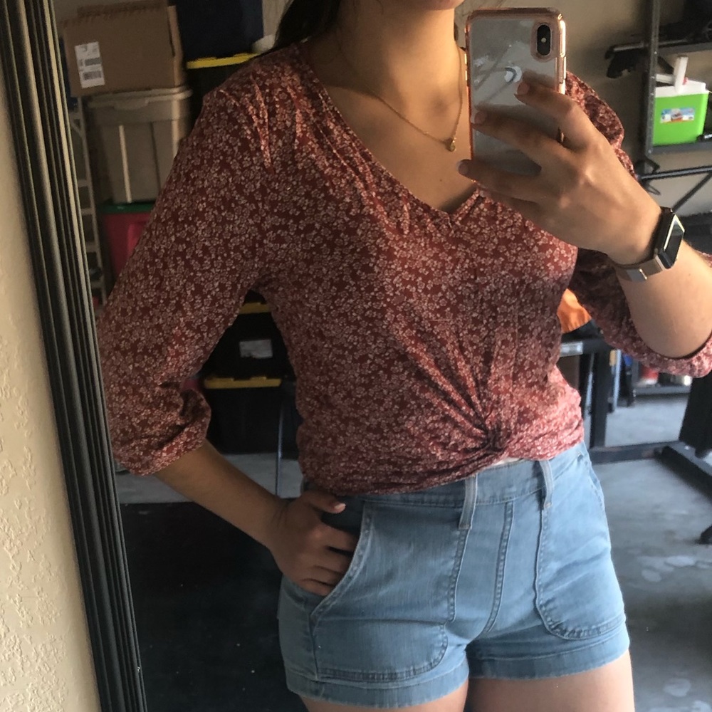 Red Cropped Boutique top